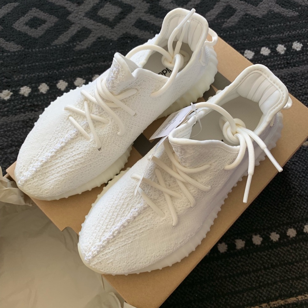 NWT Adidas Yeezy Boost 350 V2 Cream/Triple White